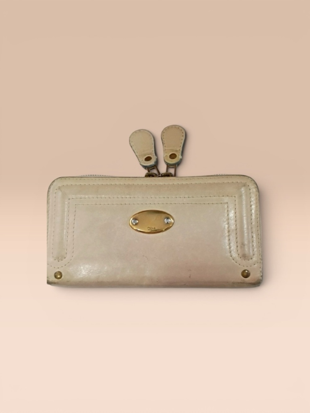Chloé Cream Leather Zip Wallet with Gold Plaque